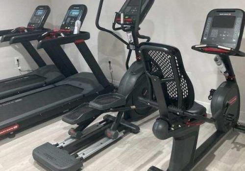 Longwood Manor Fitness Facility, cardio machines